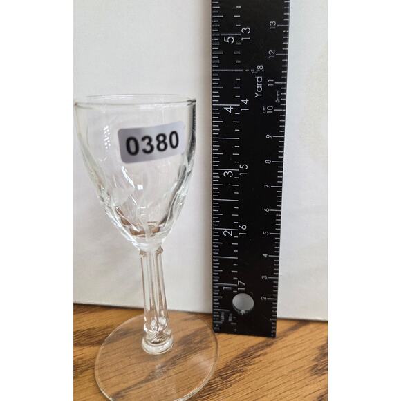 Three Libbey Crystal Leaf Cordial Sherry Glasses Etched Clear Stemware 4 1/8" - Picture 6 of 6